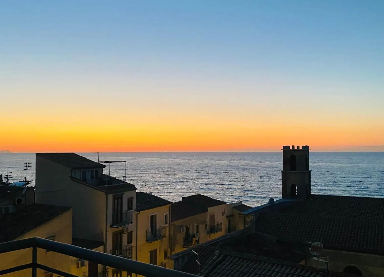 Dolce Estate Cefalu 0*,  Italy
