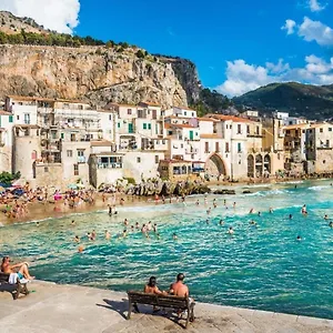 Apartment Carbonari House, Cefalu