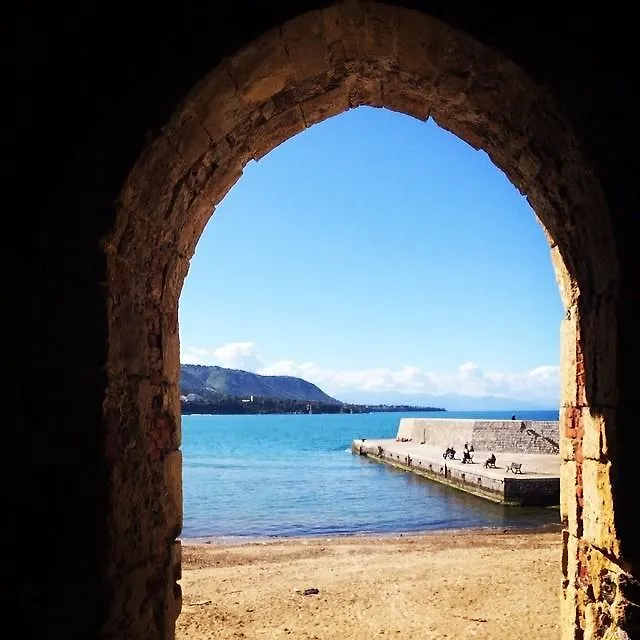 Dolce Estate Cefalu Italy