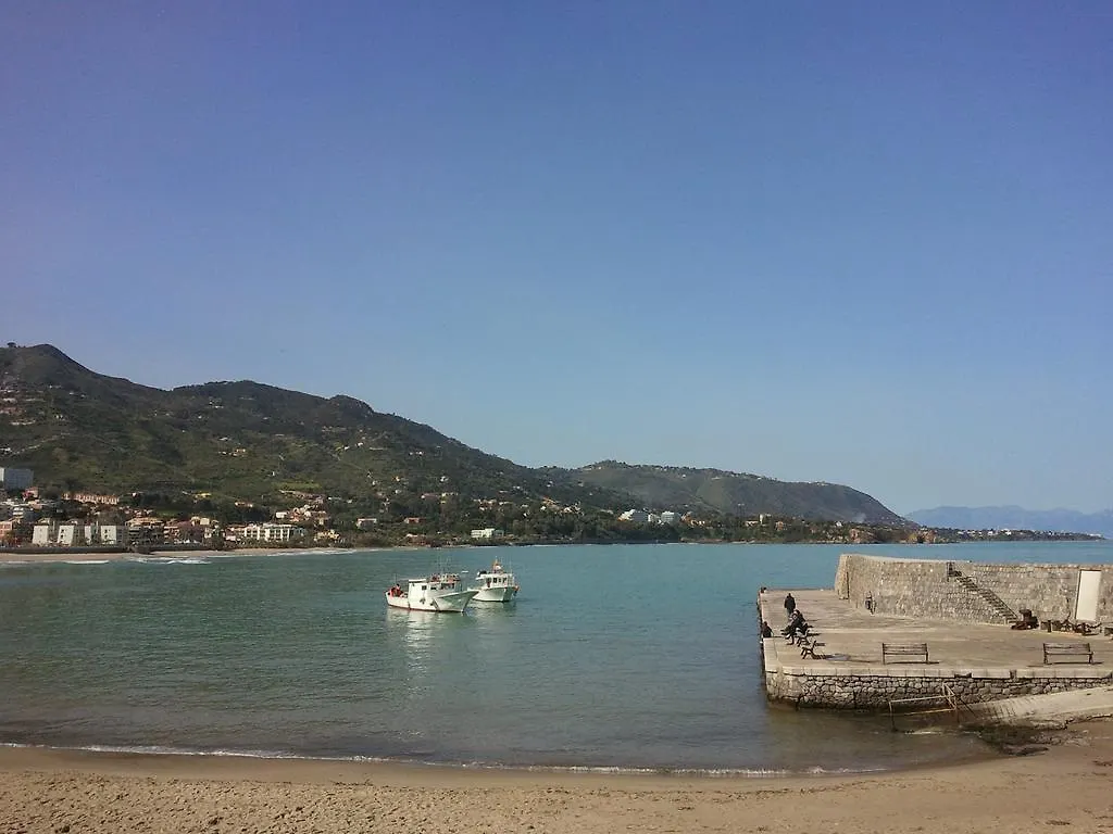 Dolce Estate Cefalu